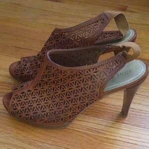 Nine West Tan/Brown Cutout Heels